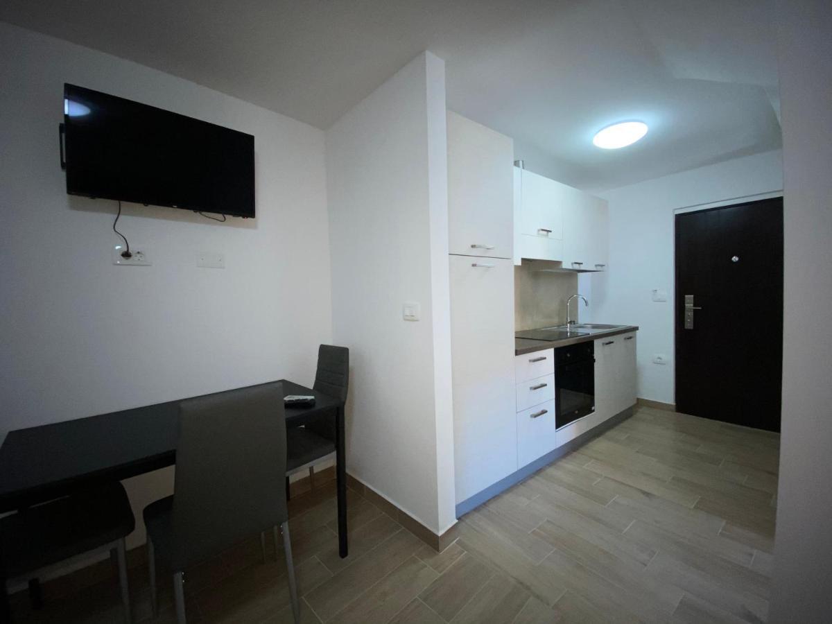 Apartments Lina Копер Екстер'єр фото