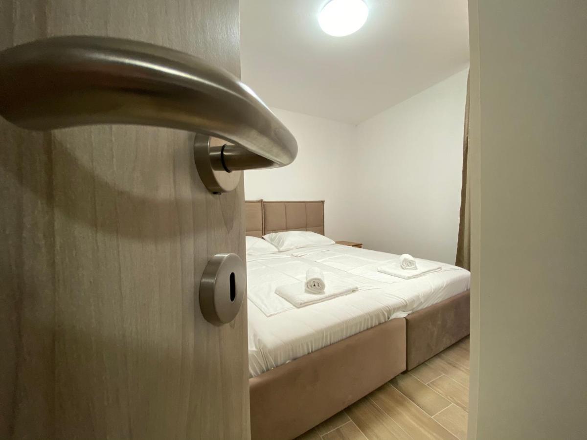 Apartments Lina Копер Екстер'єр фото